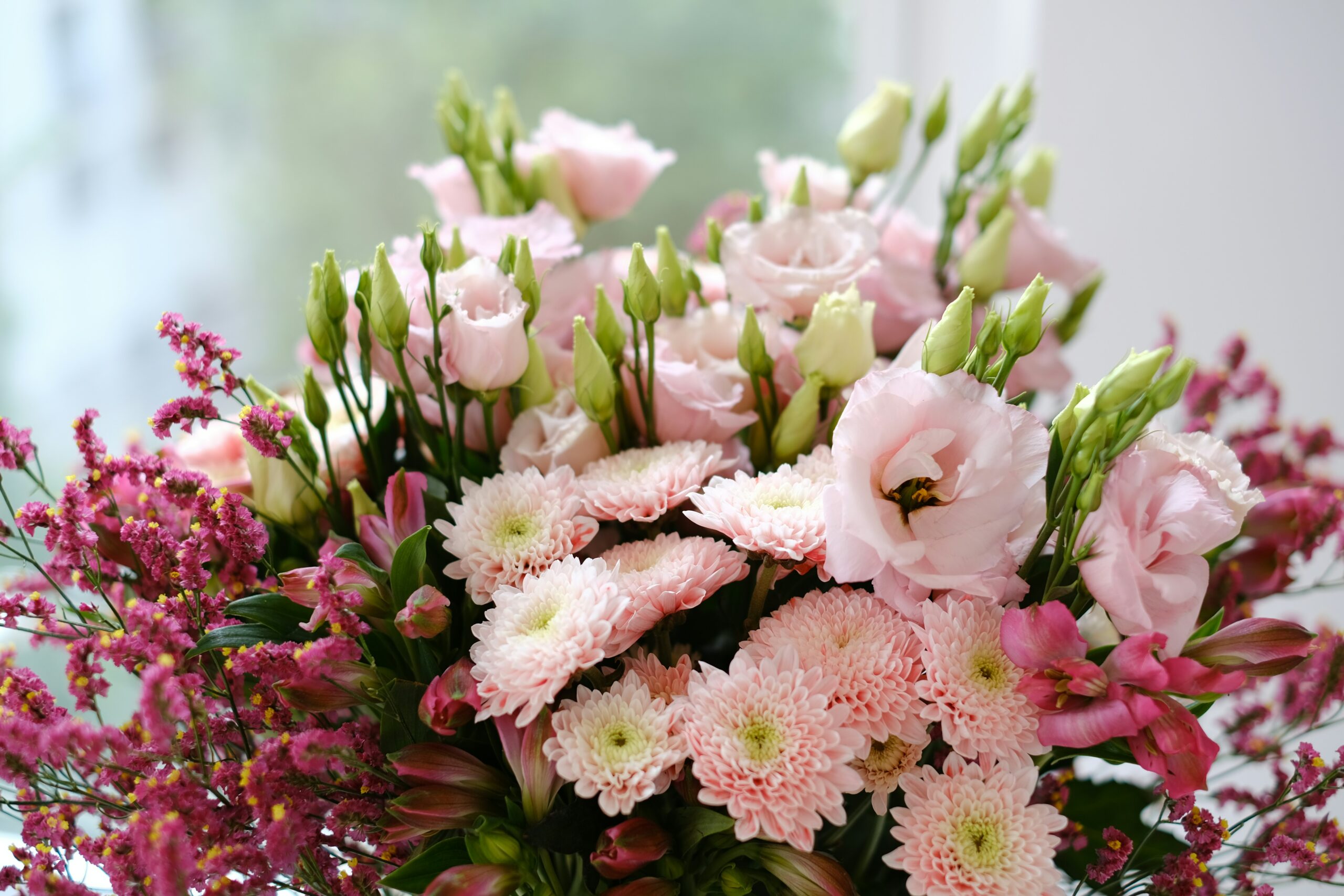 Peony Power: Crafting Masterpiece Bouquets with the Floral Icon